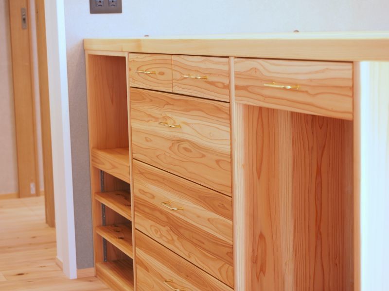 ダイニングテーブル収納部